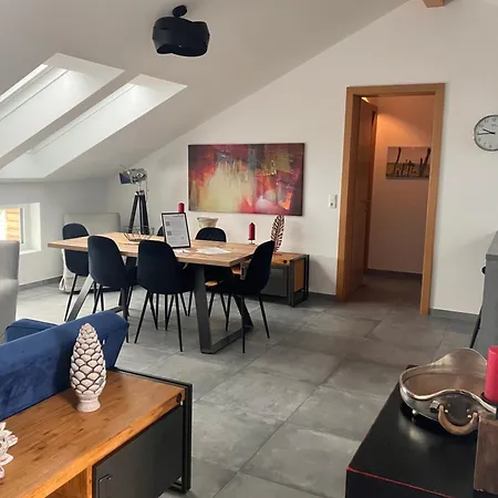 Nussboeckgut - Winzerhof Mit Gratis Parkplatz 4* Leonding