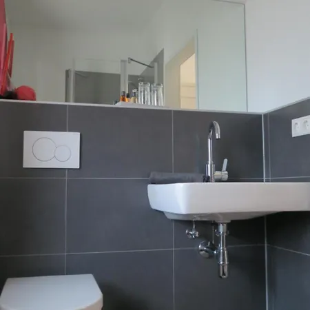 Nussboeckgut - Winzerhof Mit Gratis Parkplatz Couette-café 4*