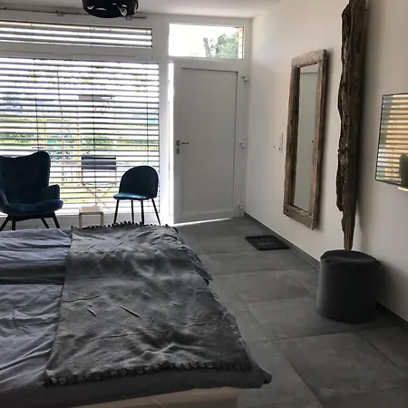 Alojamento de Acomodação e Pequeno-almoço Nussboeckgut - Winzerhof Mit Gratis Parkplatz Leonding